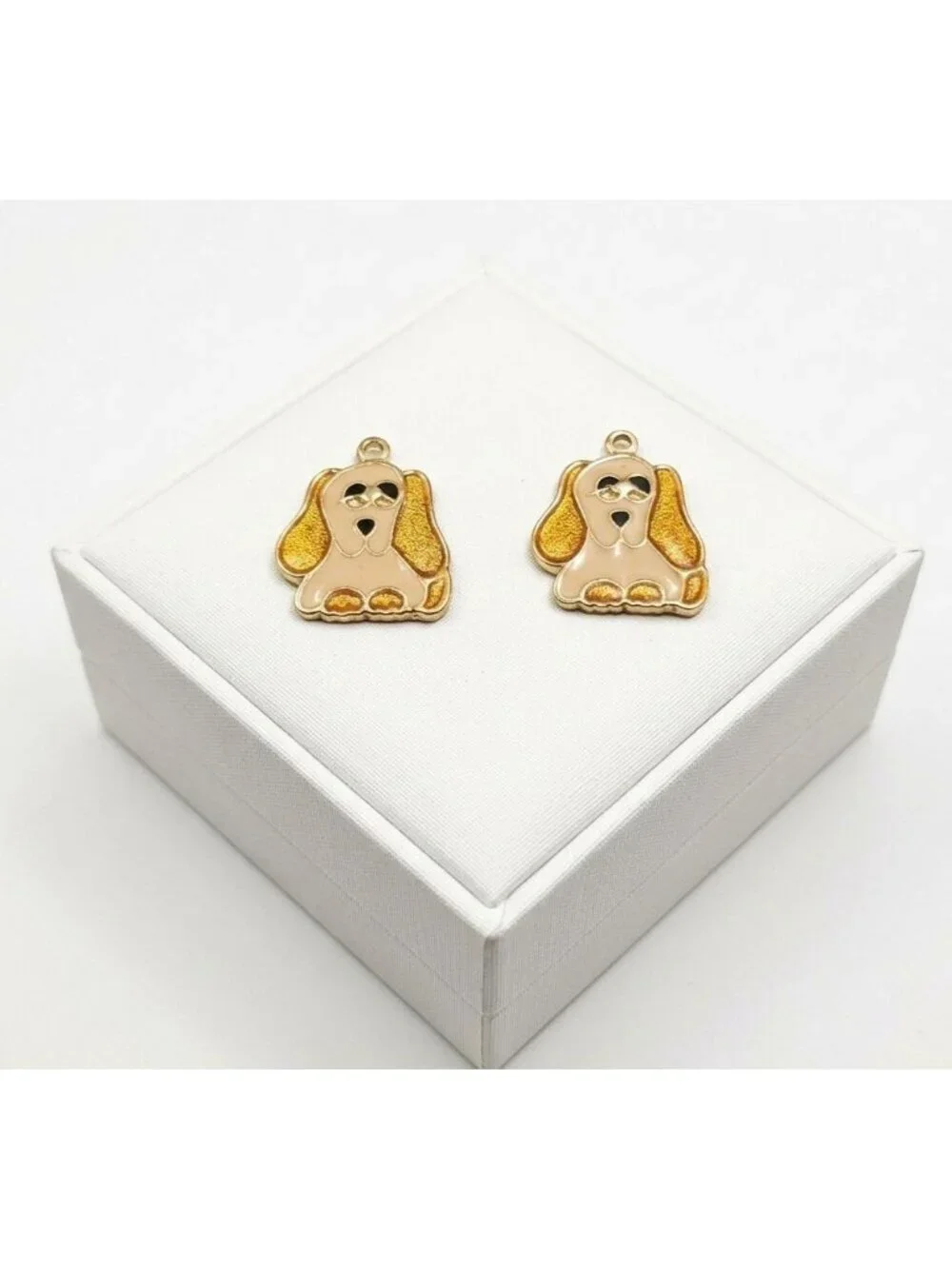 Vintage - Basset Hound Dog Earrings